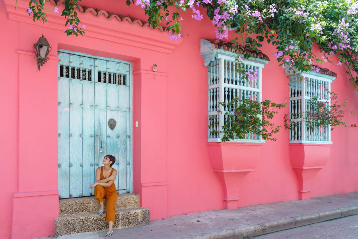 Colombia’s Caribbean Gem Unveiled: Cheap Hotels Await In This Colonial Beach City